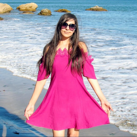 Umgee Dresses & Skirts - 🌟Rose Shift Off Shoulder Dress In Raspberry🌟✨